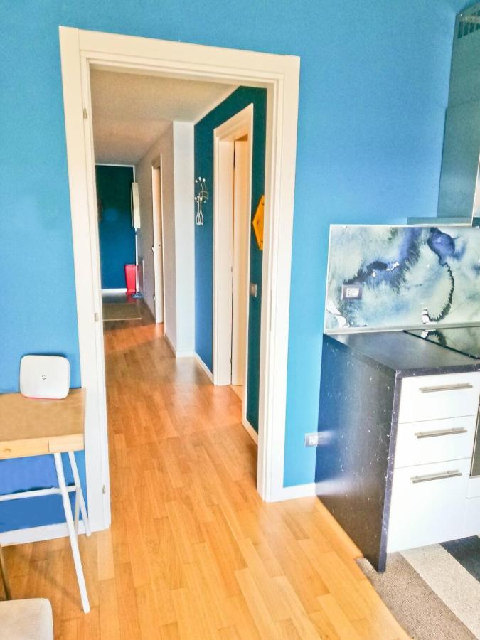 Modern & Bright Flat - 2 Min From The Sea Apartment Savona Bagian luar foto